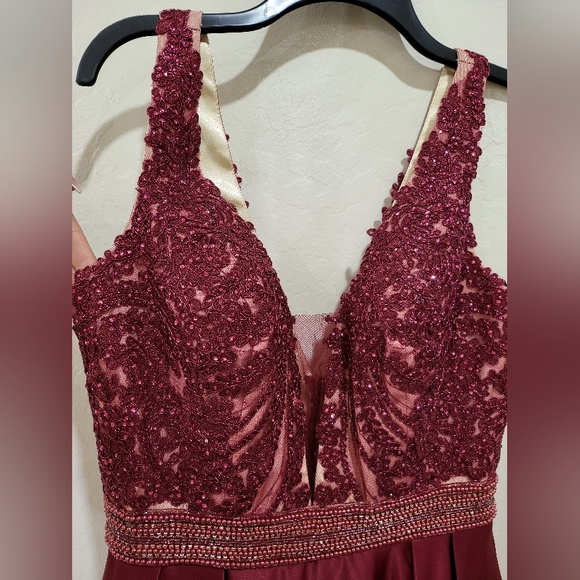 Night Dress - Picture 5 of 8